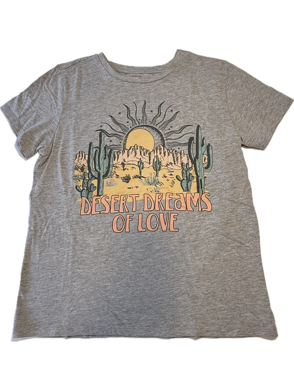 Fleurish Desert Dreams of Love Graphic Tee | Gray | Women’s Medium